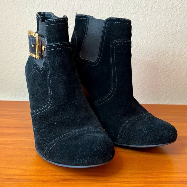 Tory Burch Suede With Gold Buckle Wooden Bottom Wedge Bootie’s, Size 9
